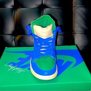 Women’s Jordan Zoom size 8